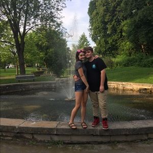 Meet your Posher, Kendra